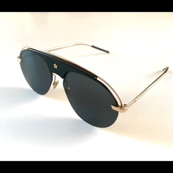 NWT DIOR RUNWAY BLACK ‘REVOLUTION’ SUNGLASSES - Picture 1 of 12